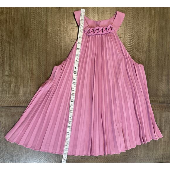 INC International Concepts Pink Pleated Chain Trim Sleeveless Top Women’s Size M - Picture 9 of 15